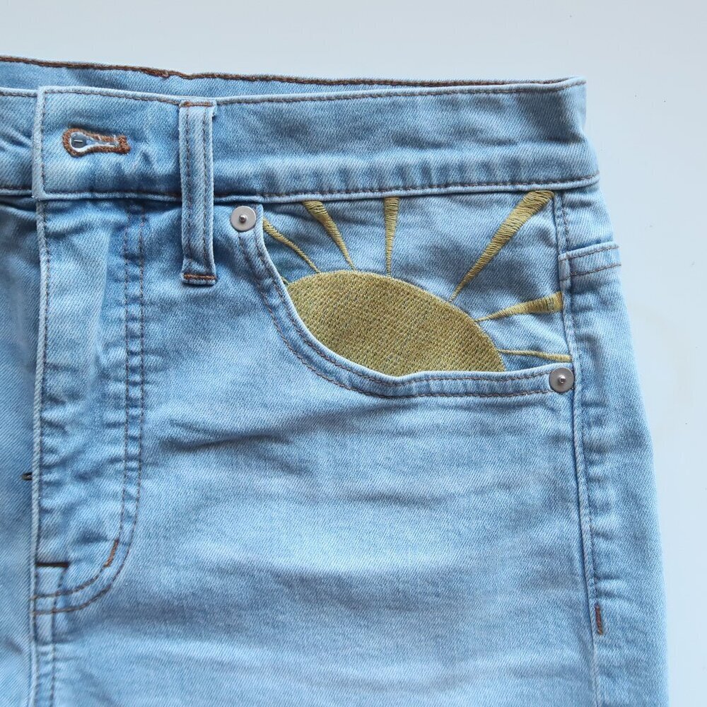 Madewell Sun Embroidered Edition Raw Edge High Rise Denim Shorts Taylor Swift 27 - Picture 10 of 16